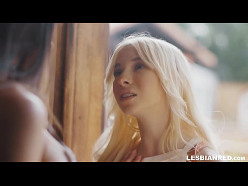 ❤️ A nena chega a casa uns meses despois e acaba comendo o coño da súa madrastra ❌ Só porno en % gl.makesexnotwar.ru % ﹏